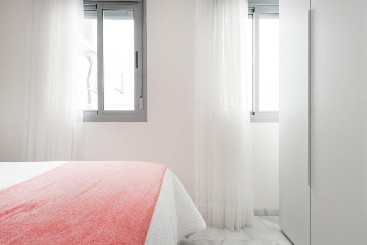 Apartamento Con Solera En El Corazon De Triana Севилья Экстерьер фото